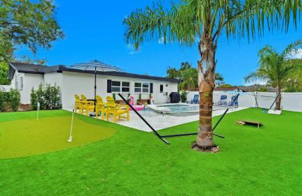 South Tampa- VIP- Concierge- Backyard Oasis- Pool- Hammock- Golf- Fire- Pit- Games- Pool Table - Foto 11