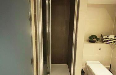 Airy Loft Apartment - Foto 11