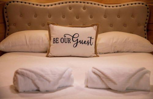 Southern Comfort Retreat with a private hot tub - Foto 20