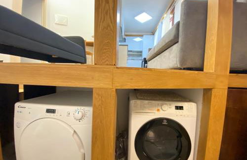 "R&P apartment", short term stay, elegant design, Bisceglie metro station, easy for San Siro and Fiera Milano, free parking - Foto 21