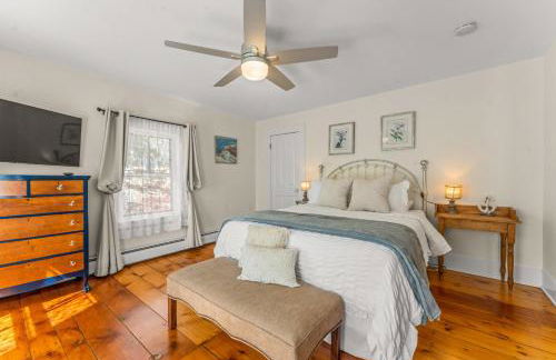 Coastal Victorian Home Walk to Downtown - Foto 14