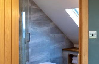 Stunning rural stay with idyllic views & great location - Photo 9