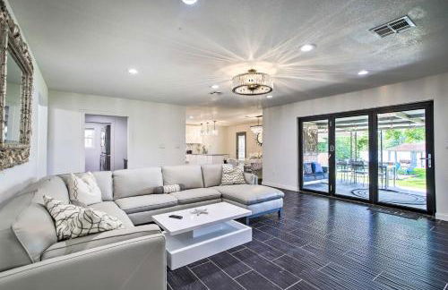 Waterfront Lake Home with Deck - New Renovations! - Photo 20