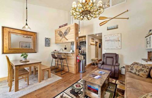 TahoeCozy with Pool Hot Tub and Near Northstar - Foto 12