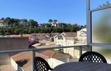 Résidence Les Oyats - T3 rénové 55m², balcon sud & parking – Centre-ville MAE-9734 - Foto 1