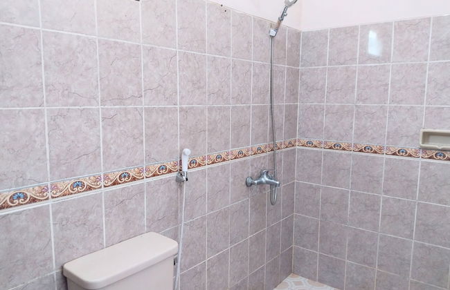 Villa Yustisia Curug 7 Cilember - Foto 42