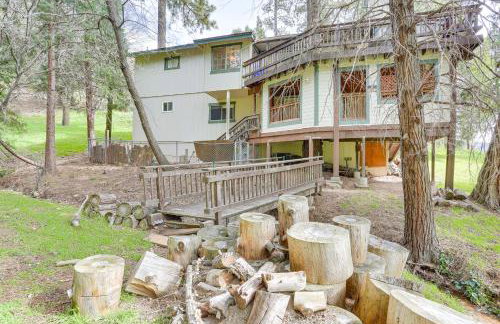 Crestline Home with Private Hot Tub Steps to Lake! - Foto 35