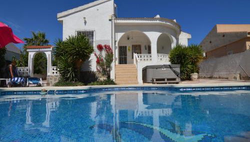 Modern Villa in Rojales with Hot Tub & Private Pool - Foto 2