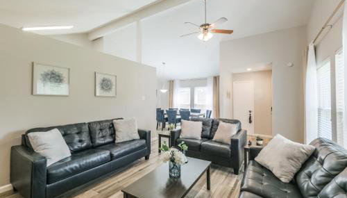 Memorial City Gem Sleeps 12 Fenced Yard - Foto 1