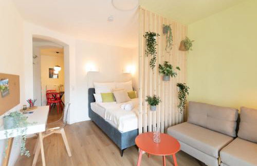 Peter Apartments- Apartment mit eigenem Eingang I 30qm I zentrale Lage I Bad I Küche I Terrasse I TV - Photo 1