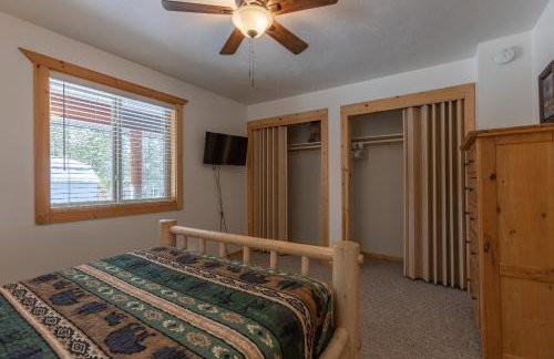 Henrys Post by KABINO Dog Friendly Foosball Fire Pit SmartTV WiFi - Foto 21