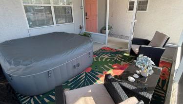 Lux min to Beach and Hospital with Hot Tub - Foto 2