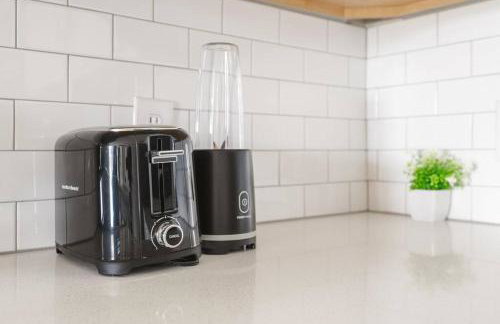 Serene 1BR Perfect Indy Stay - Foto 31