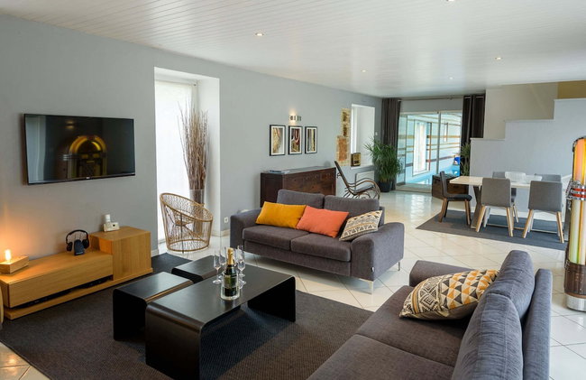 Peaceful Holiday Home in Plouguin With Indoor Pool - Foto 87