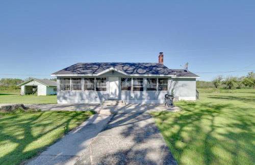 600 of Green Bay Frontage and Dock Cozy Cottage - Foto 27