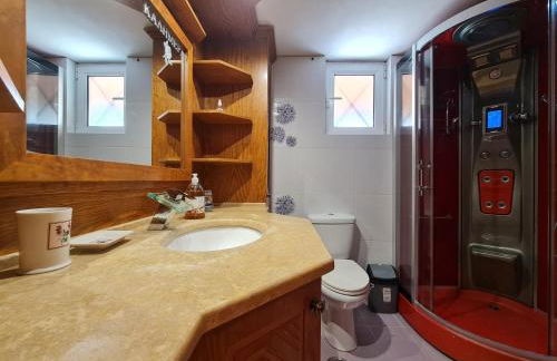 Myrtia Guest House - Photo 60