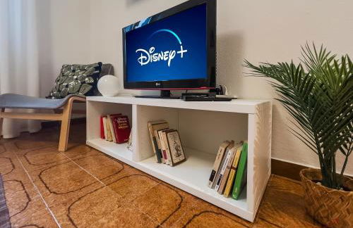 Bike Refuge - WiFi - Free Ticket Museum - Smart TV - Foto 10