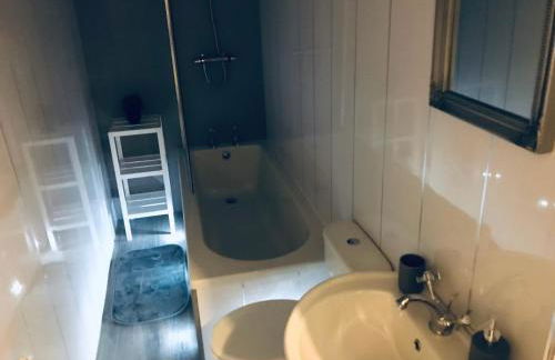 THE LION’S REST - BOUTIQUE APARTMENT SUITE. - Photo 40