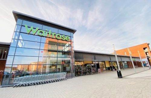 Oakgrove Apartment - 2 Bedroom with Terrance and private parking - Foto 29