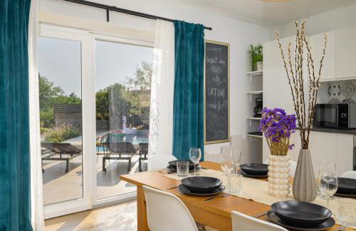 VILLA LATINI - Ideal for a family vacation. Heated pool. Local breakfast optional available - Foto 5