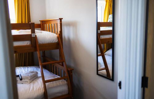 Home from home - Photo 6