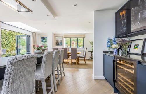 Modern Stylish Bosham Home - Pass The Keys - Foto 17