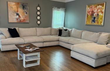 1 Spacious 4BR Getaway near Atlanta - Foto 6