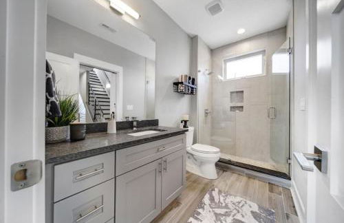 City Views - Walking Distance to Panthers Stadium - Photo 43