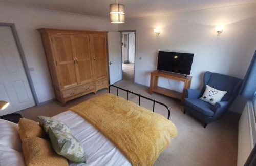 Twyngaer, a spacious 3 bedroom bungalow sleeps 5 - Photo 6