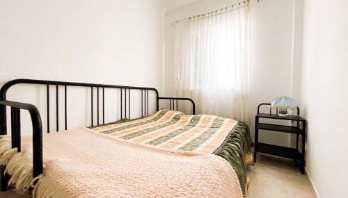 Simple Beach Lovers' Retreat in Espiche #1888 - Foto 4