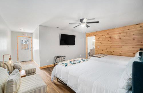 Bowling Alley! Expansive Group Getaway in Lewiston - Foto 27