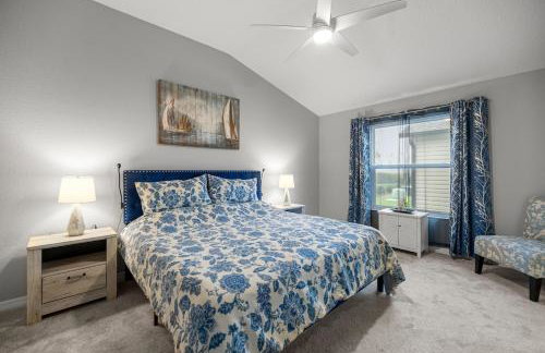 Luxe 2BR in The Villages, Mins to Eastport Town Square With Patio and Kingbed - Foto 7
