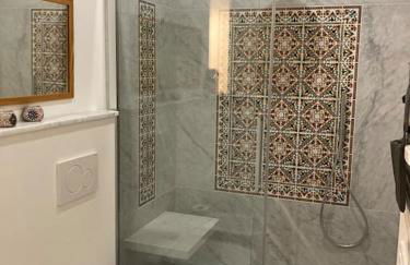 The artist's flat, right next to Porta Susa - Foto 3