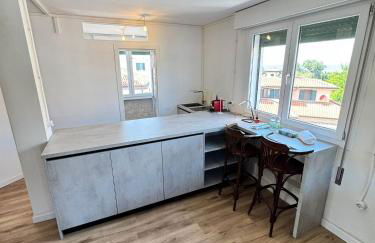 Bulldog Venice Apartment - Photo 7