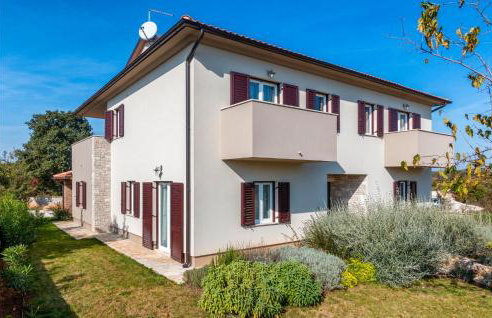 Gorgeous Home In Krmed With Wifi - Foto 8