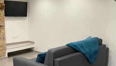 Maison individuelle à Chanac 2 Chambres 1 canapé lit Wifi Gratuit - Foto 4