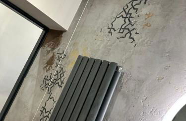 Stunning Town Center Cottage with hot tub - Foto 21