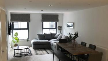 Luxury apartment in the heart of Portrush Main St - Foto 2