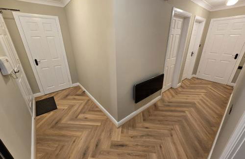 New 2 Bedroom Appartment In Manchester - Stretford - Old Trafford Close to Football-Cricket Ground & City Centre - Foto 25