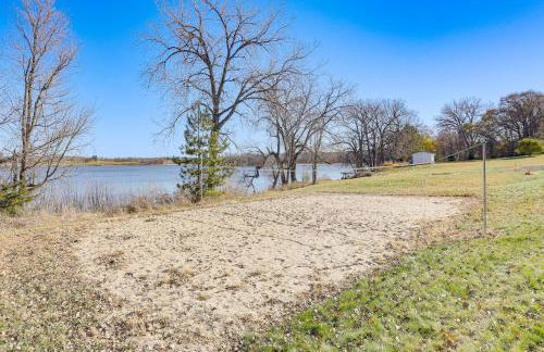 Ski, Fish and Relax Fireside Mink Lake Retreat! - Foto 28