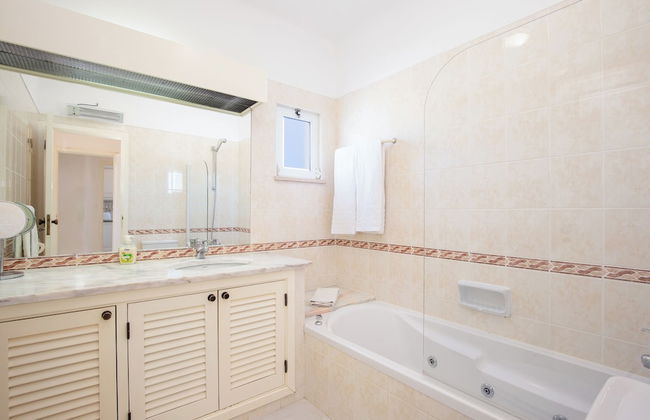 Amazing 2-bedroom Appartment With big Terrace! - Photo 14