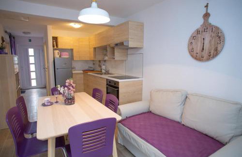 Apartman Matej with pool Povljana - Foto 10