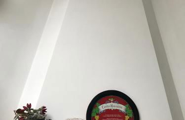 hilltop villa garden with great views - Foto 41