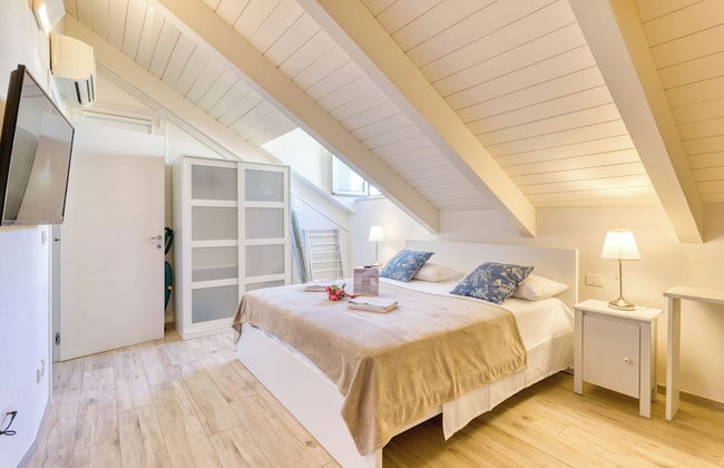 Il Regno Di Monica Attico Near The Sea - Foto 4