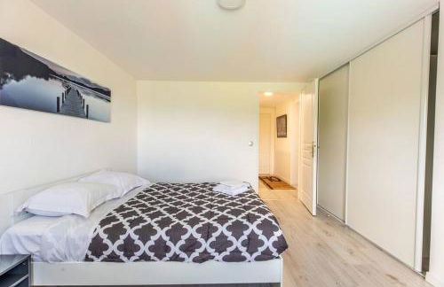 Maison Piscine Zénith d'auvergne Clermont-fd Sud - Foto 23