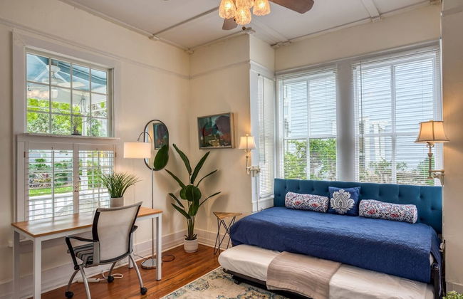 Little Yellow Cottage on Water Street - Foto 8