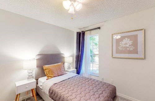 Families with Pets! Home Near Orlando Theme Parks - Photo 17