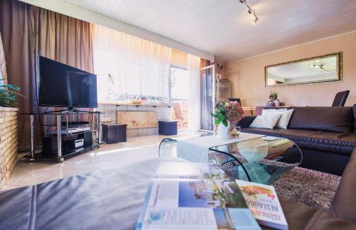 Ferienhaus mit zwei 4 Sterne Wohnungen bei Limburg - Foto 57