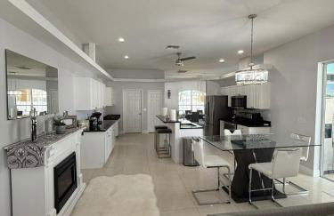 Villa Sunshine Elegant and Modern 4BR Pool House - Foto 9