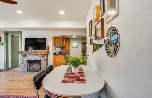 Lake View and Huge Deck Cozy Possum Kingdom Retreat - Foto 6